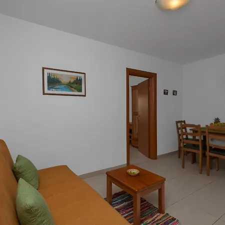 Juric 2 Apartament