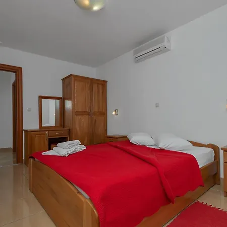 Juric 2 Lejlighed Baška Voda