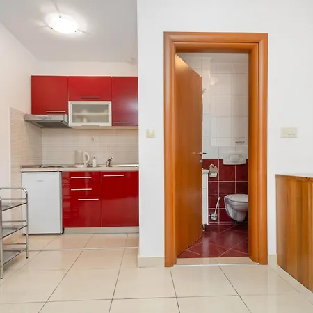 Juric 2 Apartamento